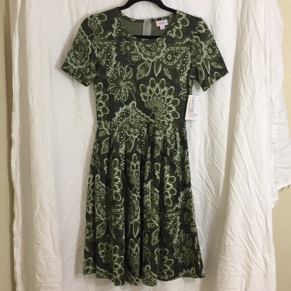 LuLaRoe Jacquard Amelia - Picture 1 of 6